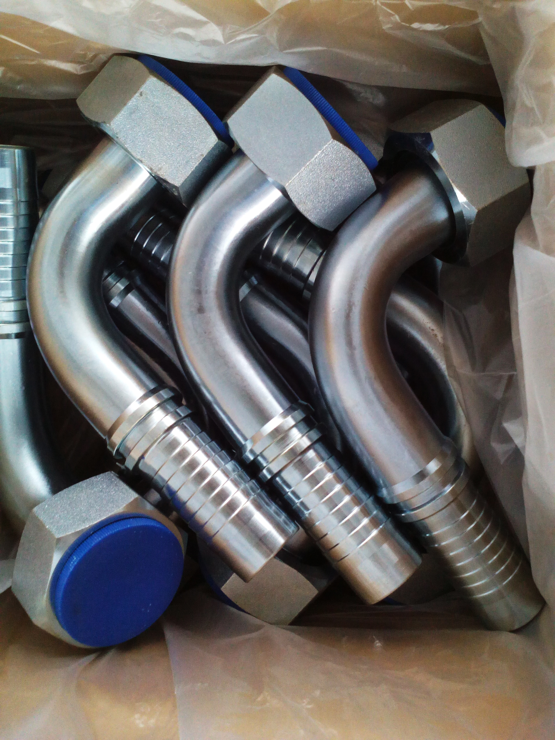 20591 ISO 121512/DIN 3865 90° Metric Female 24° Cone ORing heavy type